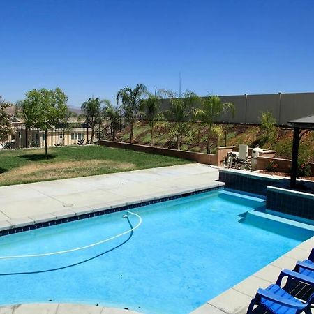 Villa Vineyard Poolside Retreat Winchester Exterior foto