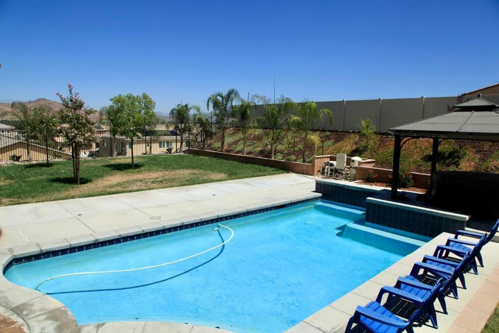 Villa Vineyard Poolside Retreat Winchester Exterior foto